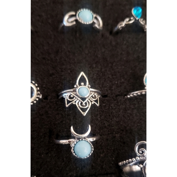 20 Pc. Silvertone Ring Necklace Lot Southwestern Aztec Boho Fashion Jewelry New - Picture 6 of 7